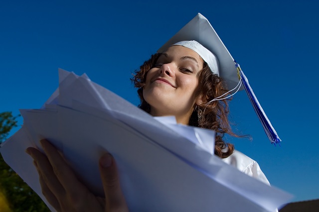 The Perfect Outdoor Graduation Party